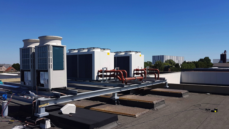 Technics on the roof